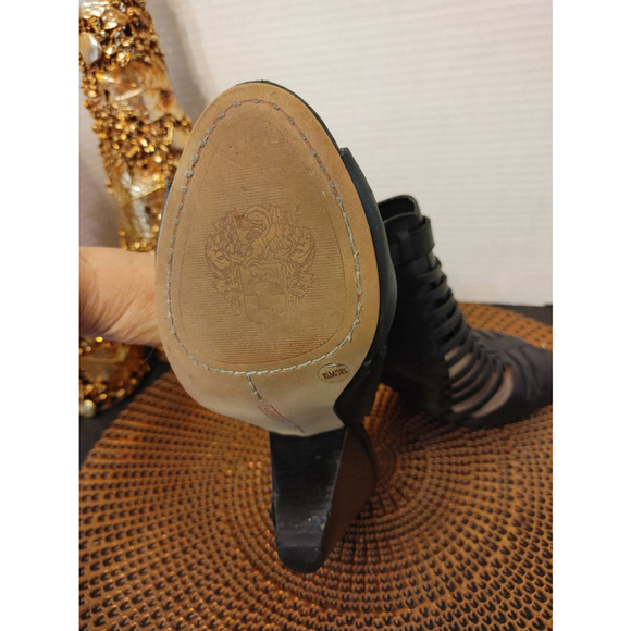 Vince Camuto Leather Heels Size 8.5 - Picture 5 of 6